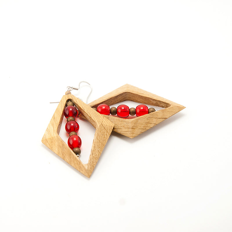 Beyhan. Oak Rhombus Wooden Earrings with wood and Red beads A037-3
