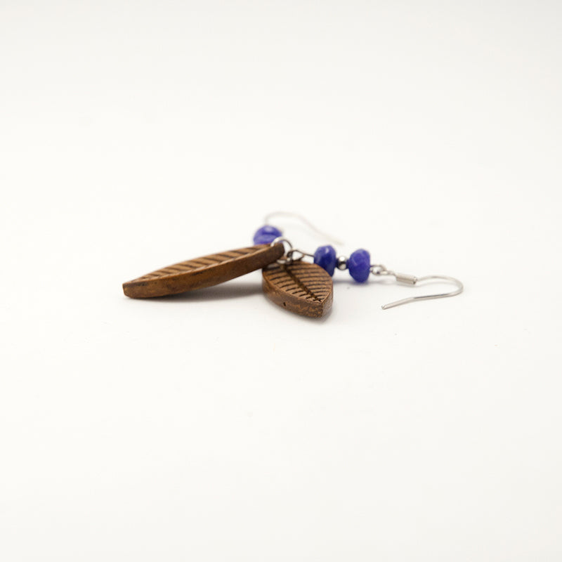Jetaime.Iroko Wooden Earrings, in Leaf Engraved Shape with Purple Dark beads.A074-2