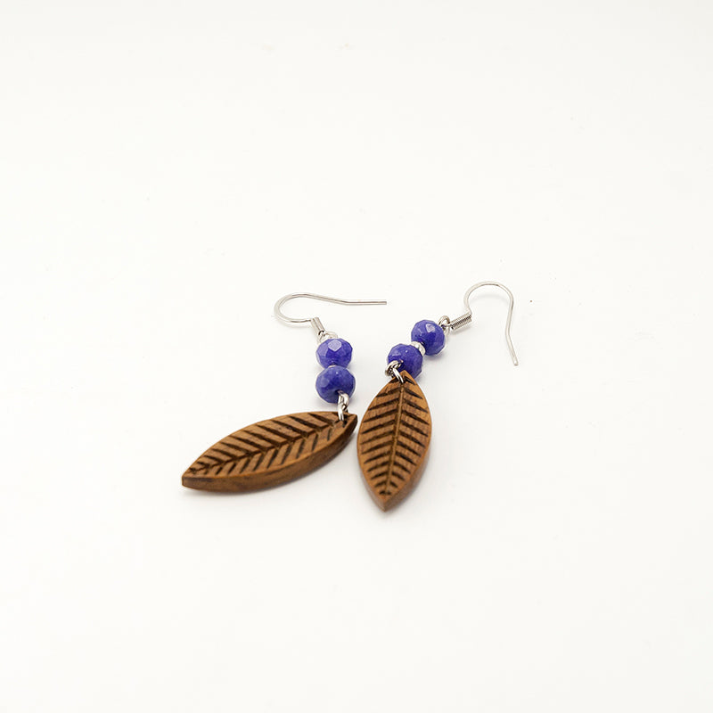 Jetaime.Iroko Wooden Earrings, in Leaf Engraved Shape with Purple Dark beads.A074-2