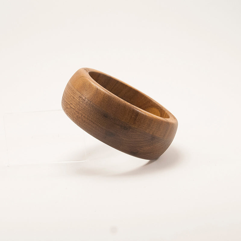 Priscilla. Walnut Wooden Bracelet, in Torus Shape. A120-1