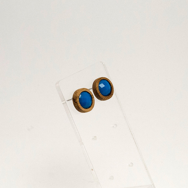 Retta. Oak Circle Wooden Earrings with Blue beads A129-7