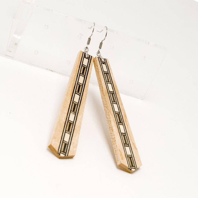 Oana. Maple Quadrilateral  Wooden Earrings with Shell inlay Black - White beads A164-1