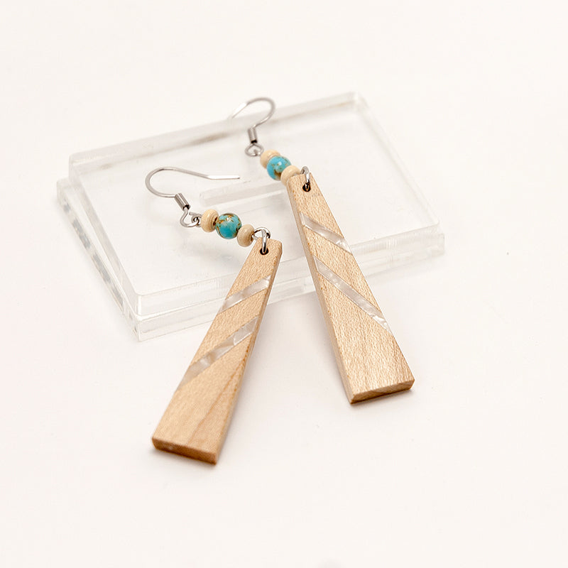 A'Ria. Maple Triangle Wooden Earrings with White Shell celluloid inlay and Turquoise beads A174-1